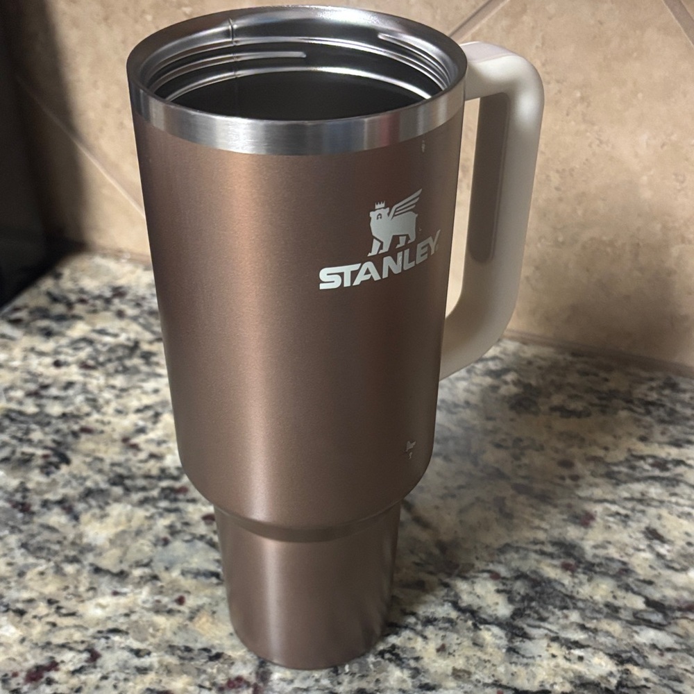 Stanley Copper Travel Mug with White Handle